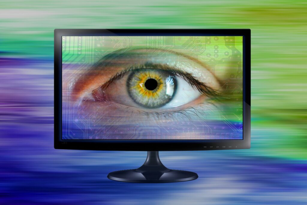 Pop Quiz: Are Your Protecting Your Eyes From Digital Eye Strain?